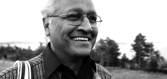 Sanjit « Bunker » Roy, fondateur de l’Université des Va-Nu-Pieds (Rajasthan, Inde)